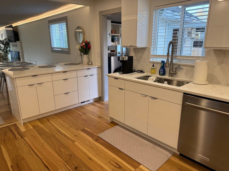 main floor kitchen 
