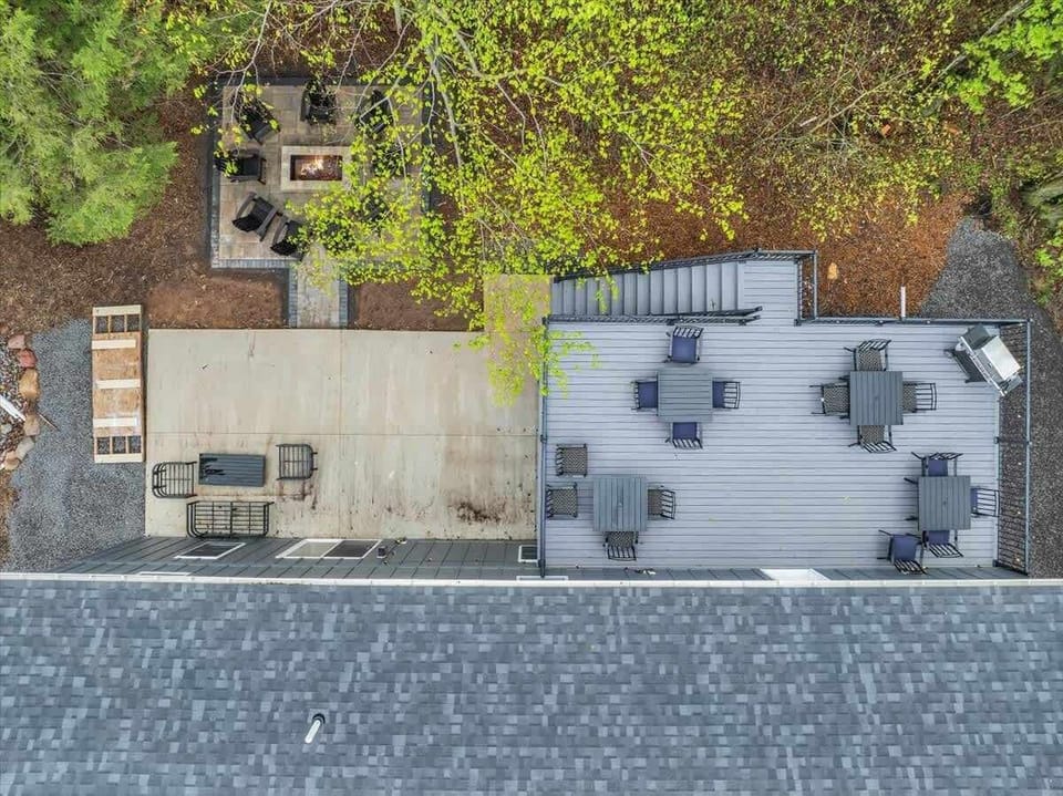 Aerial View of Patio & Outdoor Entertainment Areas