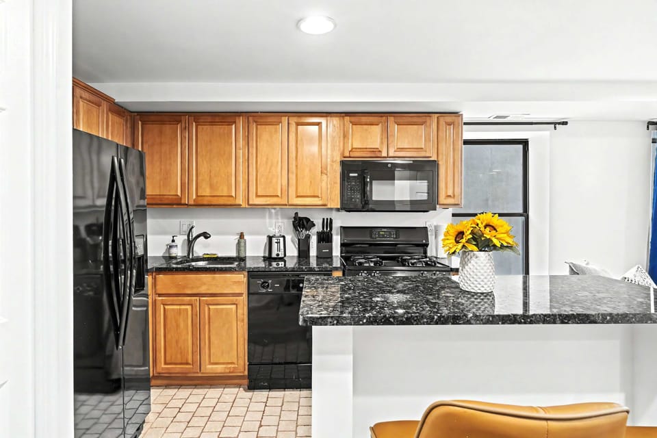 Full Kitchen