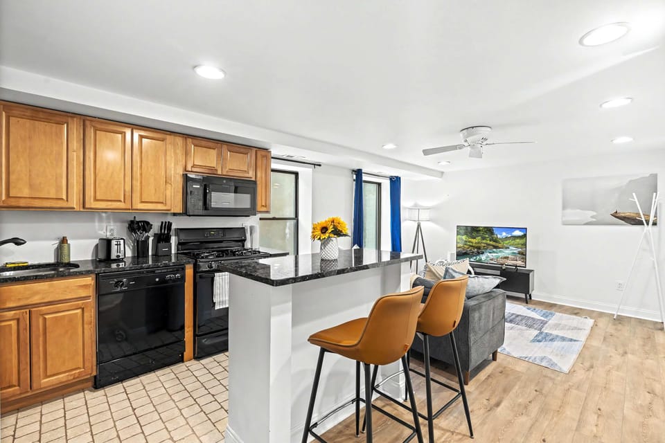 Full Kitchen