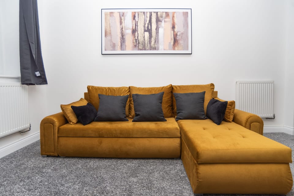 Comfortable Sofa Bed – Extra Sleeping Space for Contractors