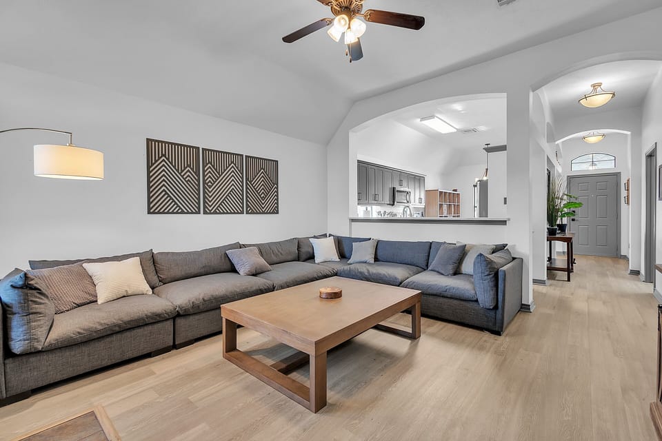 Home Decor, Coffee Table, Furniture, Table, Architecture