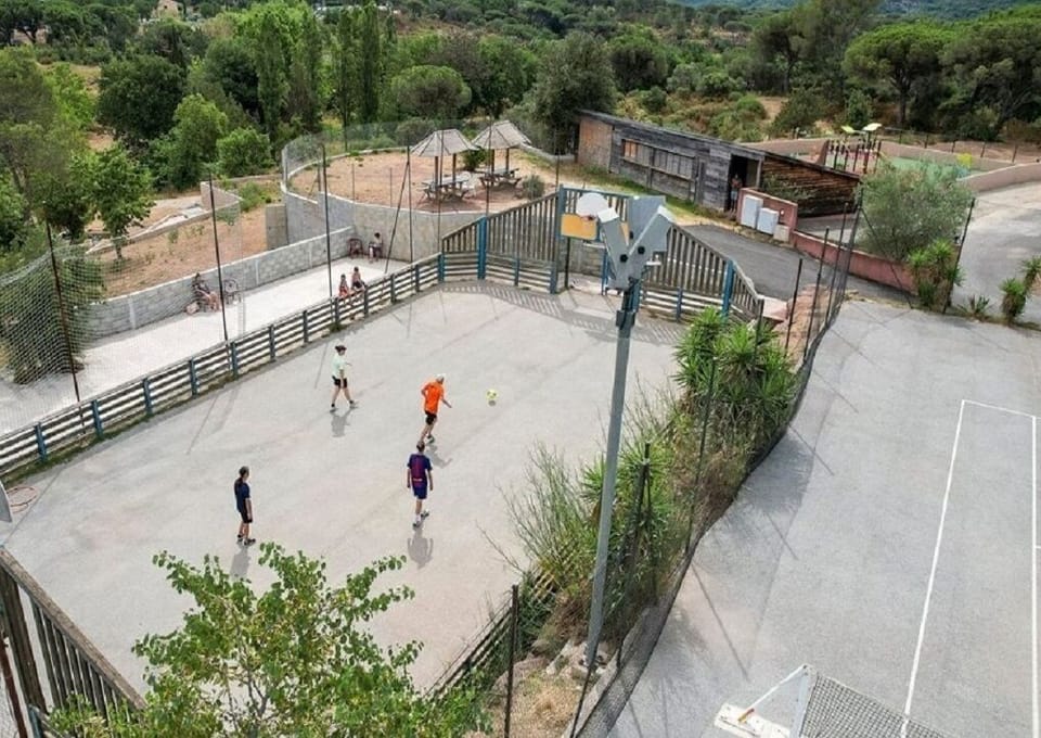 Sport court