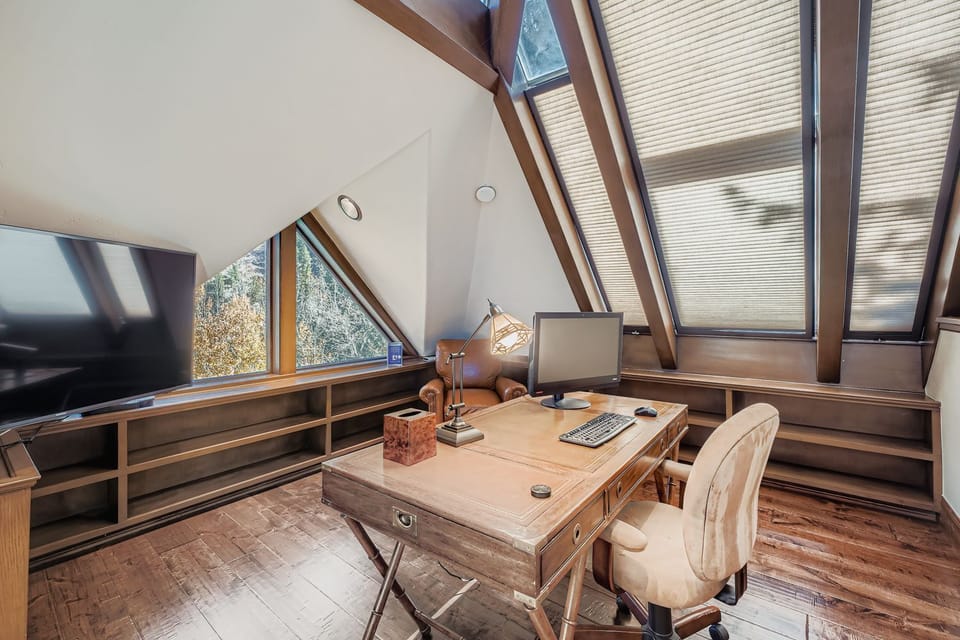 Primary Bedroom office space