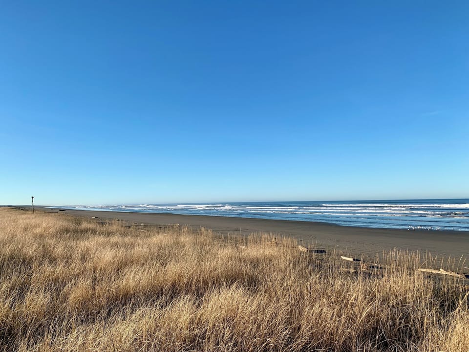 Vehicle access to the beach is 1/4 mile away from the house.