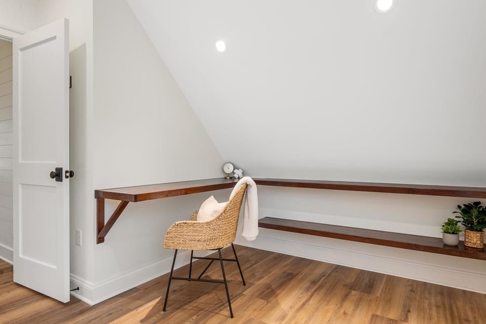 Office nook in second floor bedroom