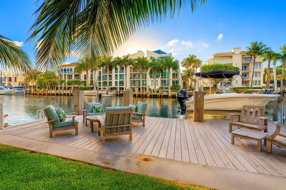 Dock at the back
