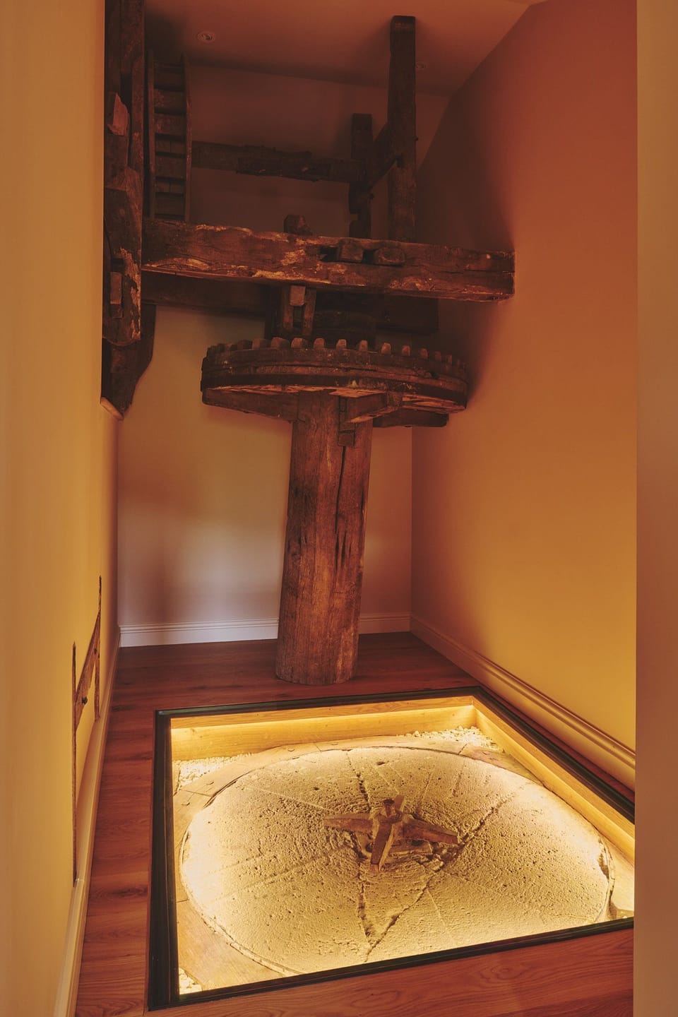 The mill wheel at Mill House, Powys