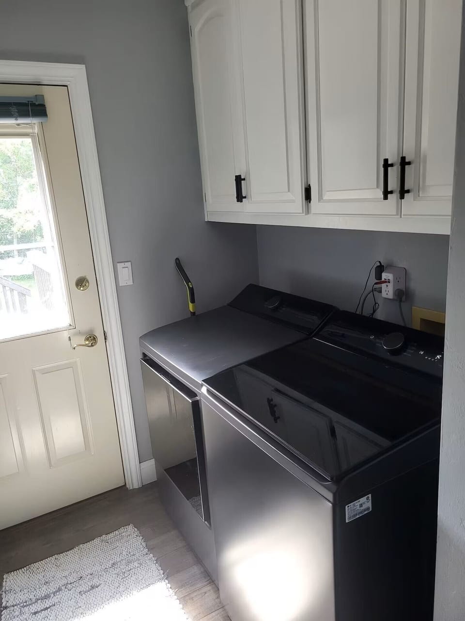 Washer + Dryer