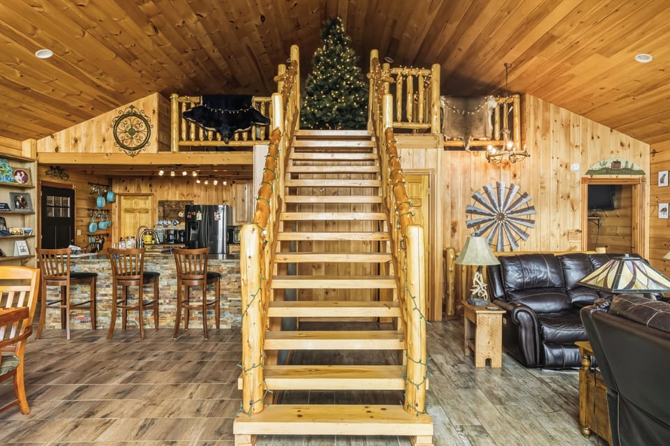 Open loft for additional sleeping or play area.