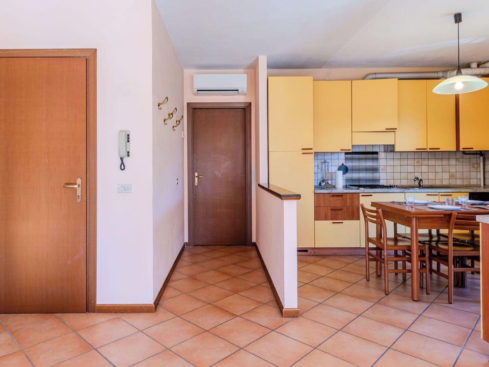 Apartment, Hotel