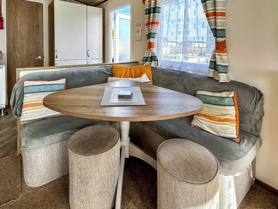 Dining Area | Flamingoland, Malton
