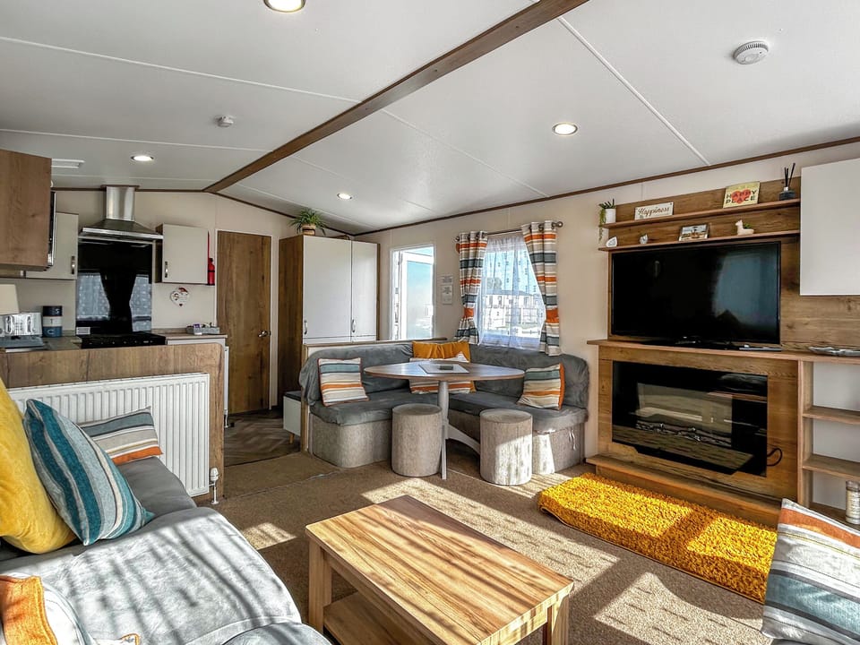 Open plan living space | Flamingoland, Malton