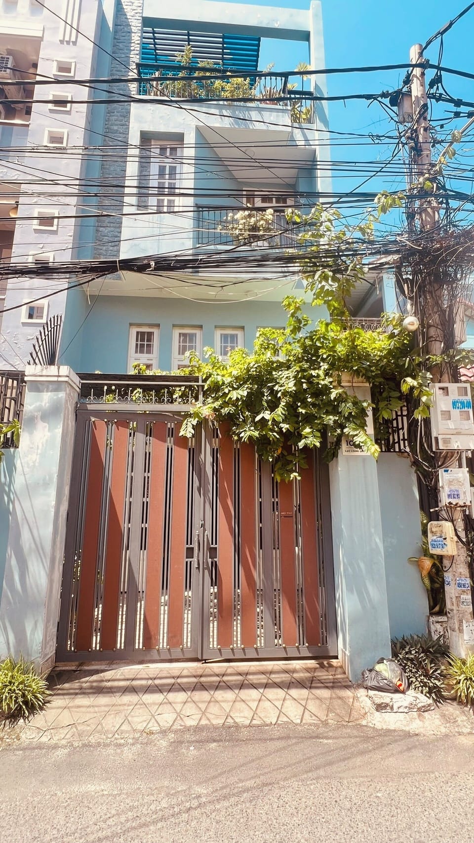 Exterior detail