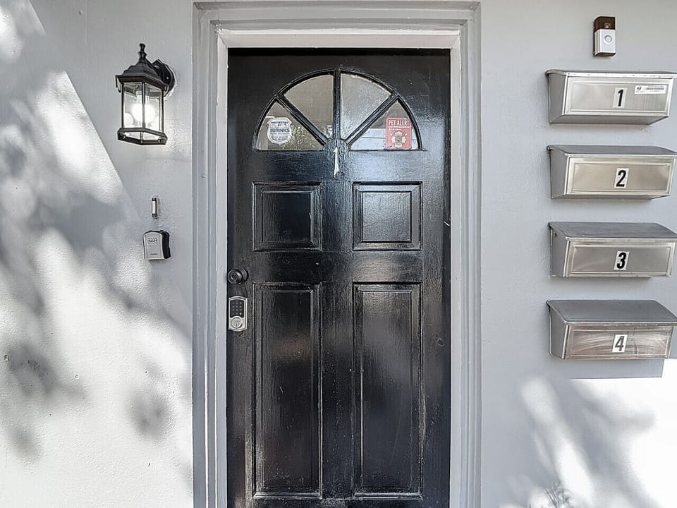 Private Entrance