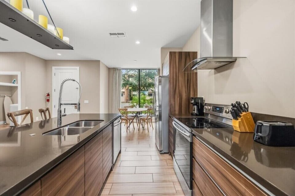 7487BrooklynDrive(6)