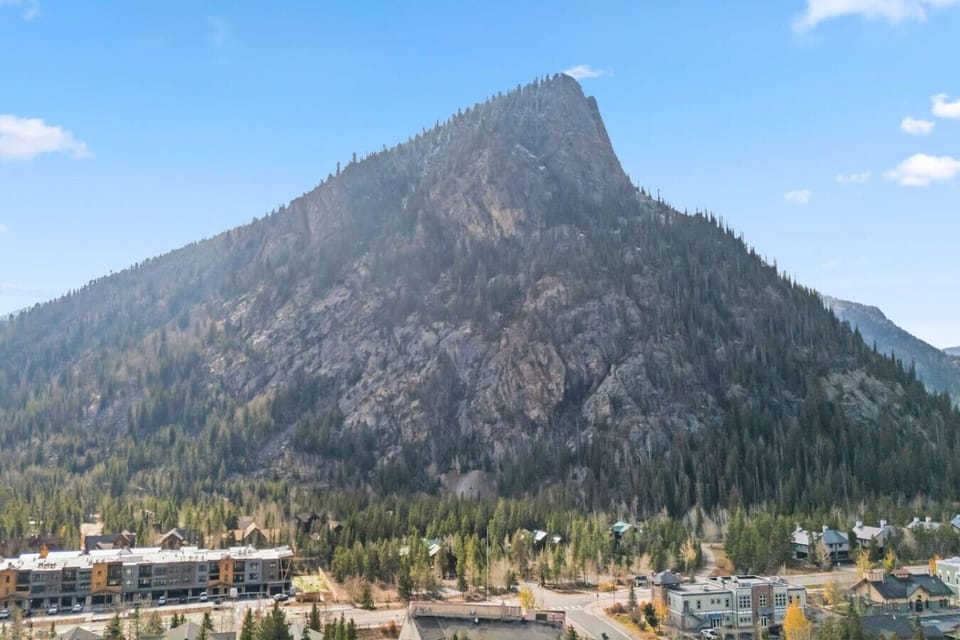 Perfect location 1 block from main street!