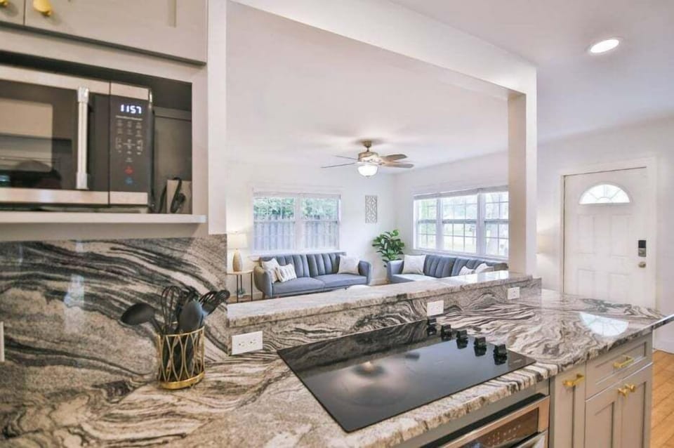 The open floor plan is perfect for everyone to stay connected during your time together!