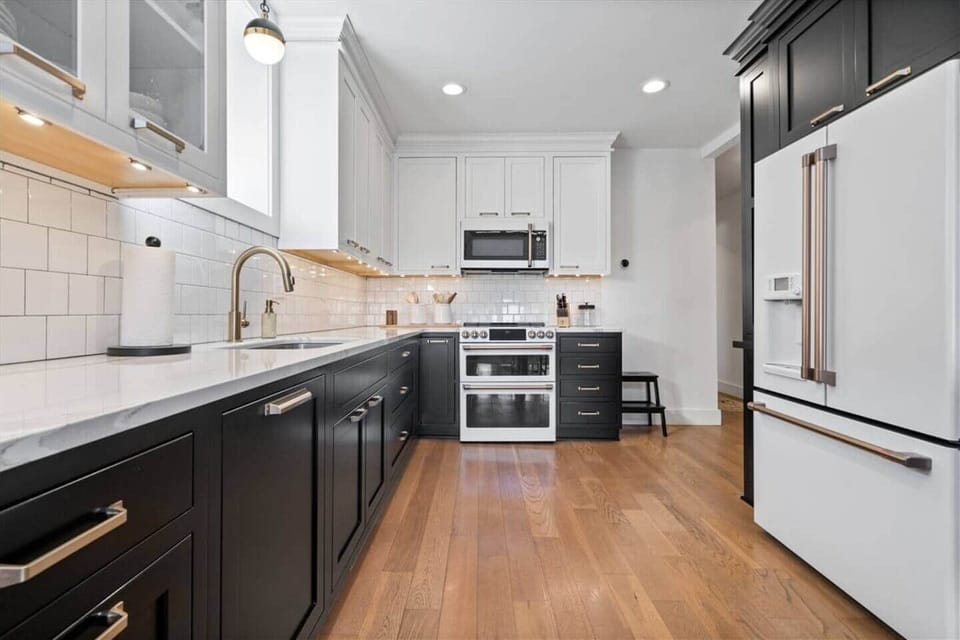 Fully stocked with the kitchen essentials you need to prepare whatever you're craving — from morning coffee to midnight snacks.