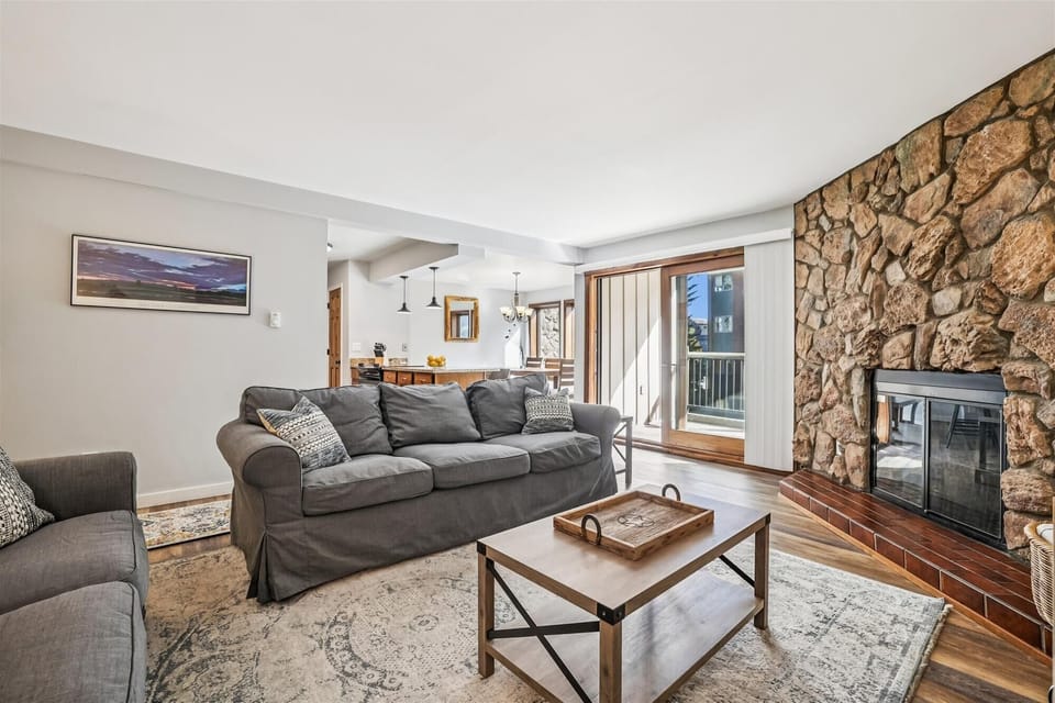 Living Area - Park Place 202E - Breckenridge Vacation Rental