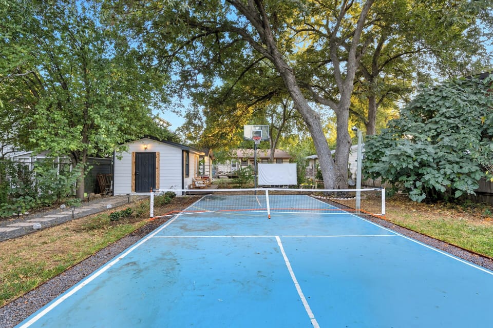 Sport court