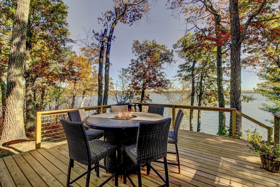 Crosby Vacation Rental | 5BR | 3BA | 3,500 Sq Ft | Stairs Required