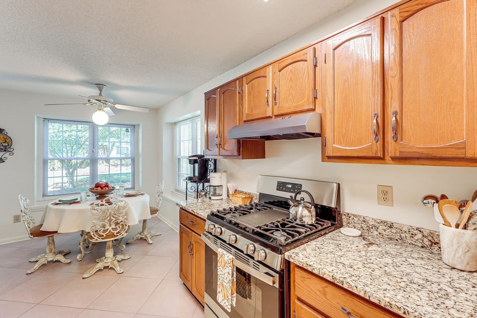 Kitchen | Cooking Basics | Drip & Pod Coffee Makers | Microwave | Toaster Oven