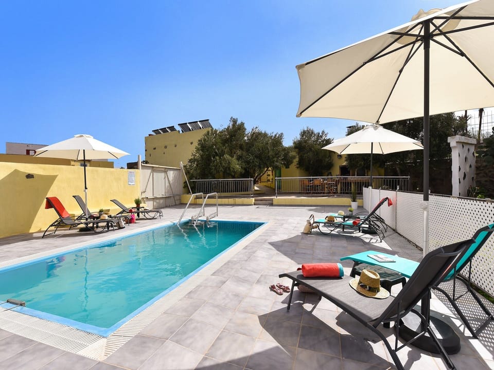 Holiday Home Swimming Pool