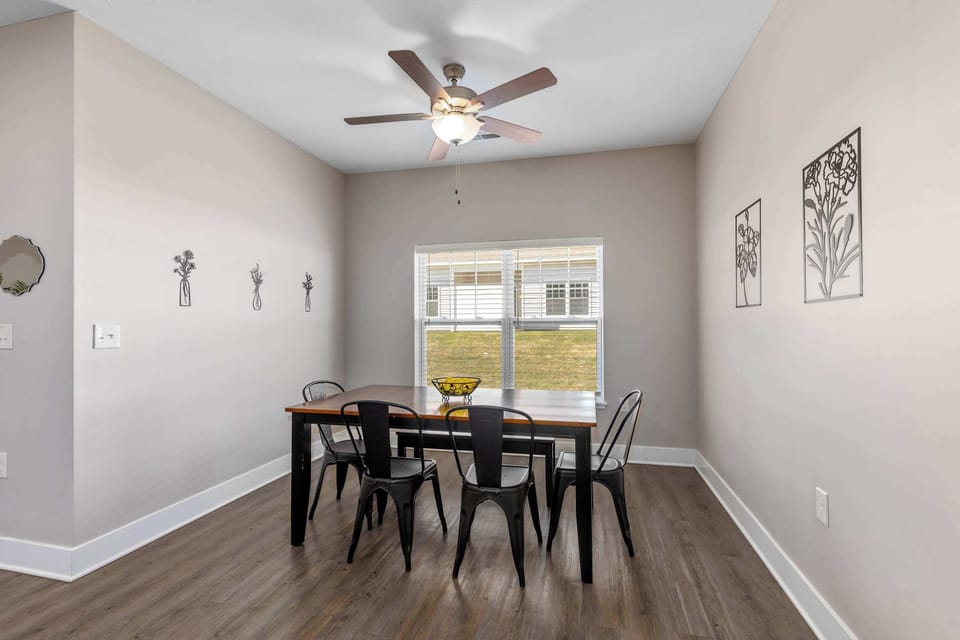 Cozy dining area with comfortable seating for shared meals.