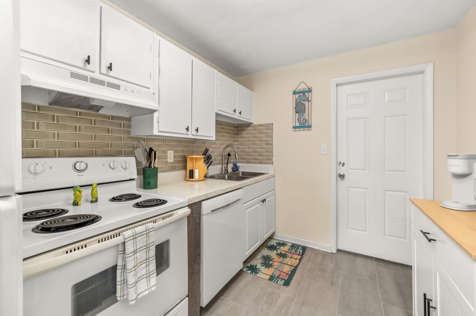 Fully equipped kitchen with ample counter space