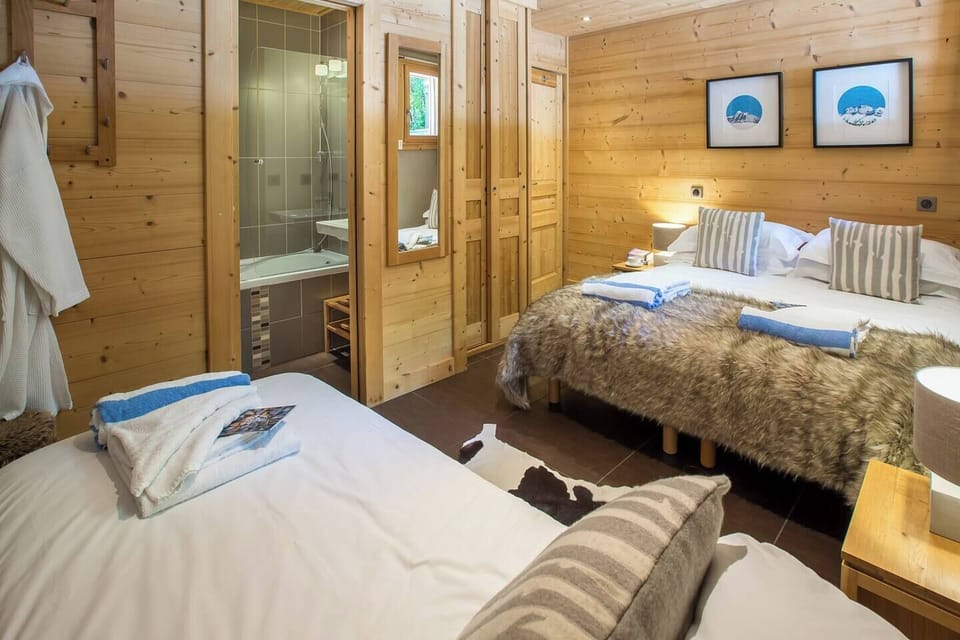 Triple Rooms available at Chalet Jirishanca