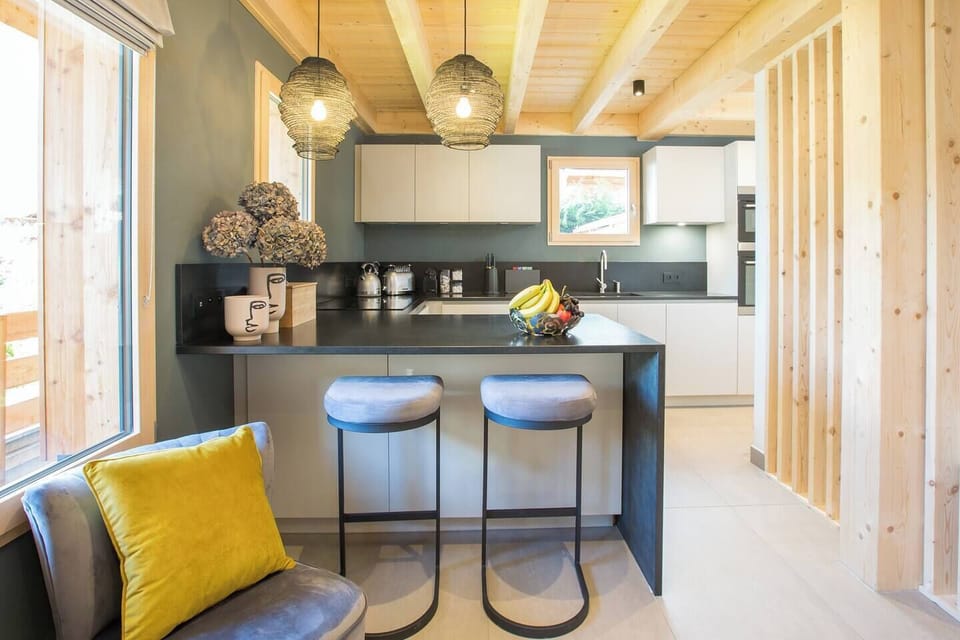 Breakfast Bar