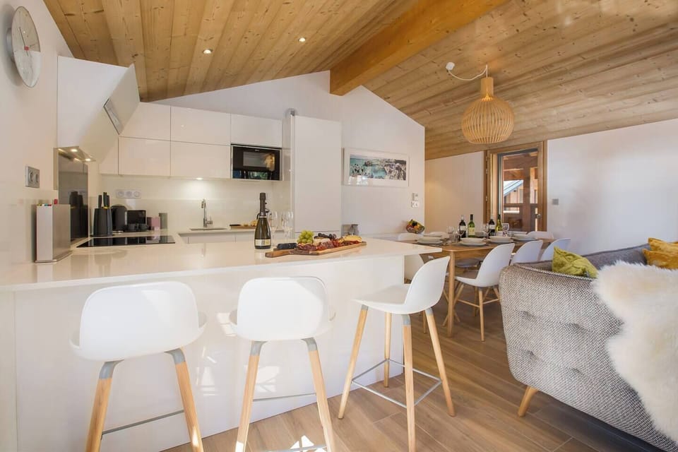Breakfast bar