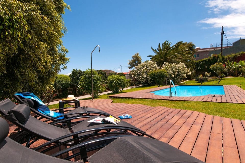 Holiday Home Swimming Pool