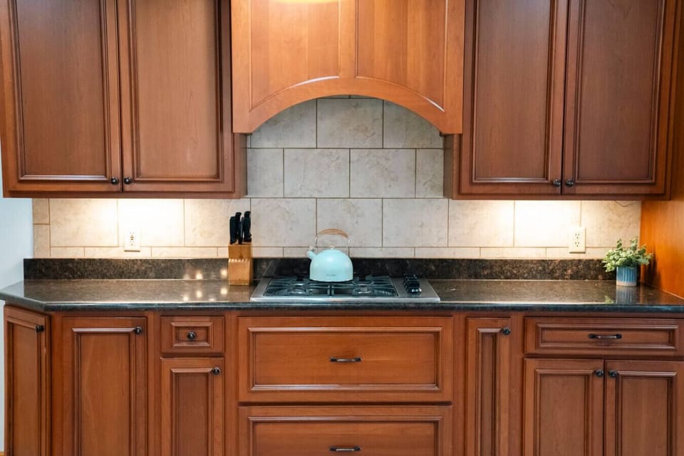 Fully equipped kitchen for your use.