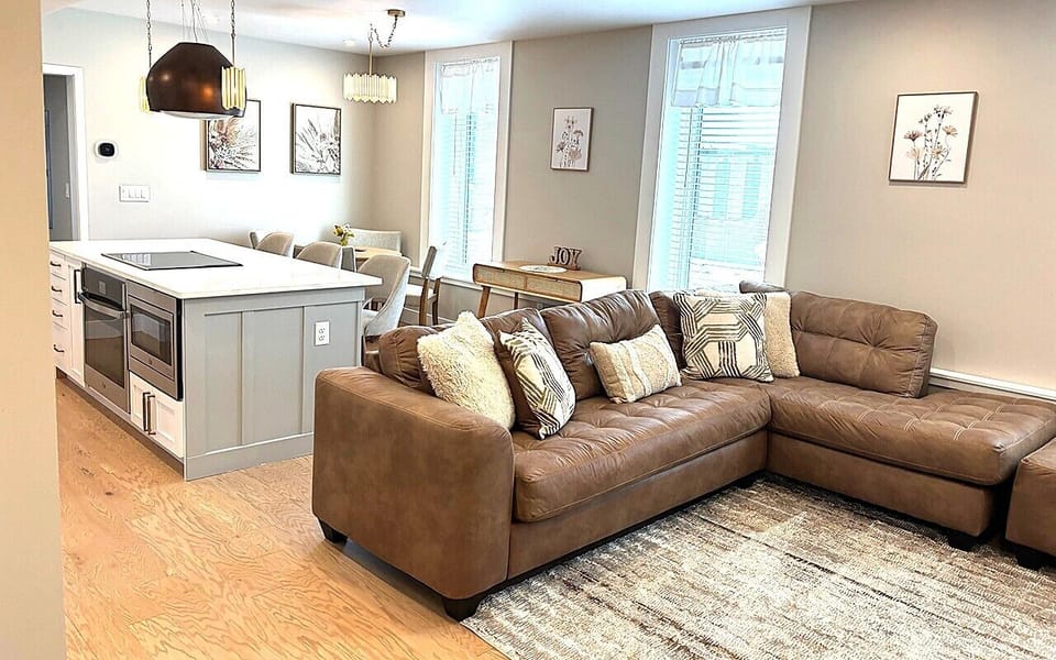 Living room - dinning room - kitchen combo