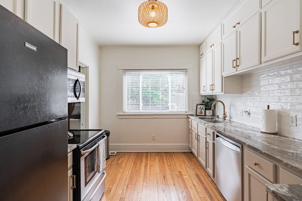 Cook with ease in our updated, fully stocked kitchen with all essentials.