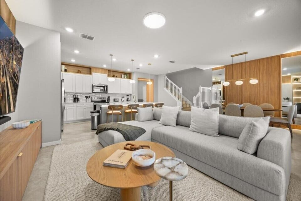 16198 Coastal Cove Lane (2).jpg