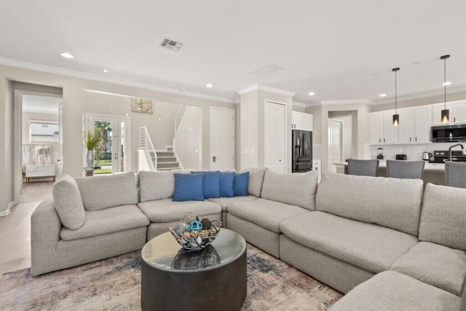 3901OakvilleAvenue(3)