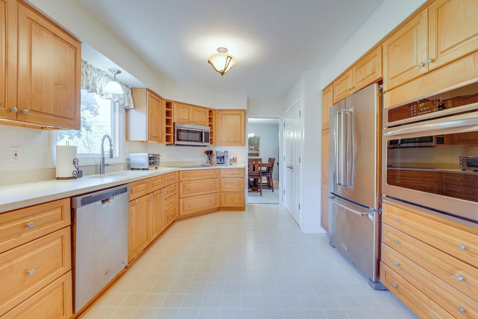 Kitchen | 1st Floor | Cooking Basics | Drip & Keurig Coffee Makers