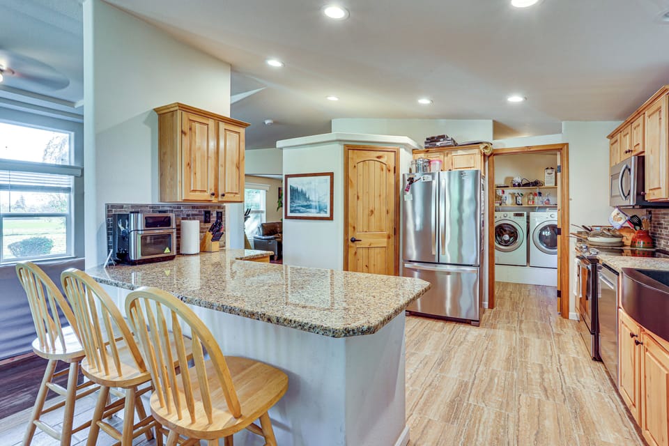 Kitchen | Dining Area | Dishware & Flatware | Coffee Bar | Spices