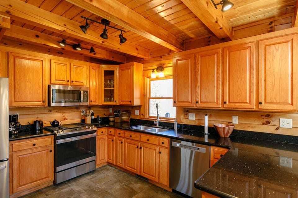 Fully equipped kitchen