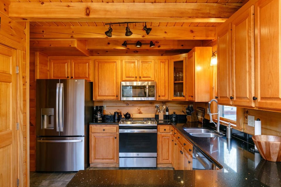 Top quality kitchen amenities