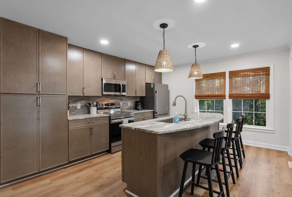 Updated and newly remodeled fully equipped kitchen