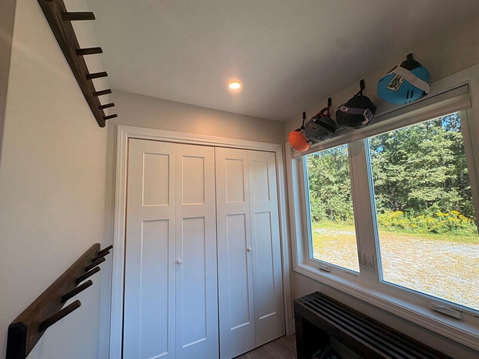 Mudroom with washer & Dryer- Main level