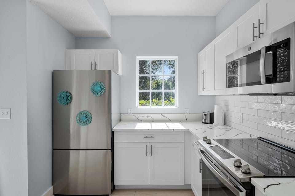 Designed with family comfort in mind — easy to use, easy to clean, and easy to love.