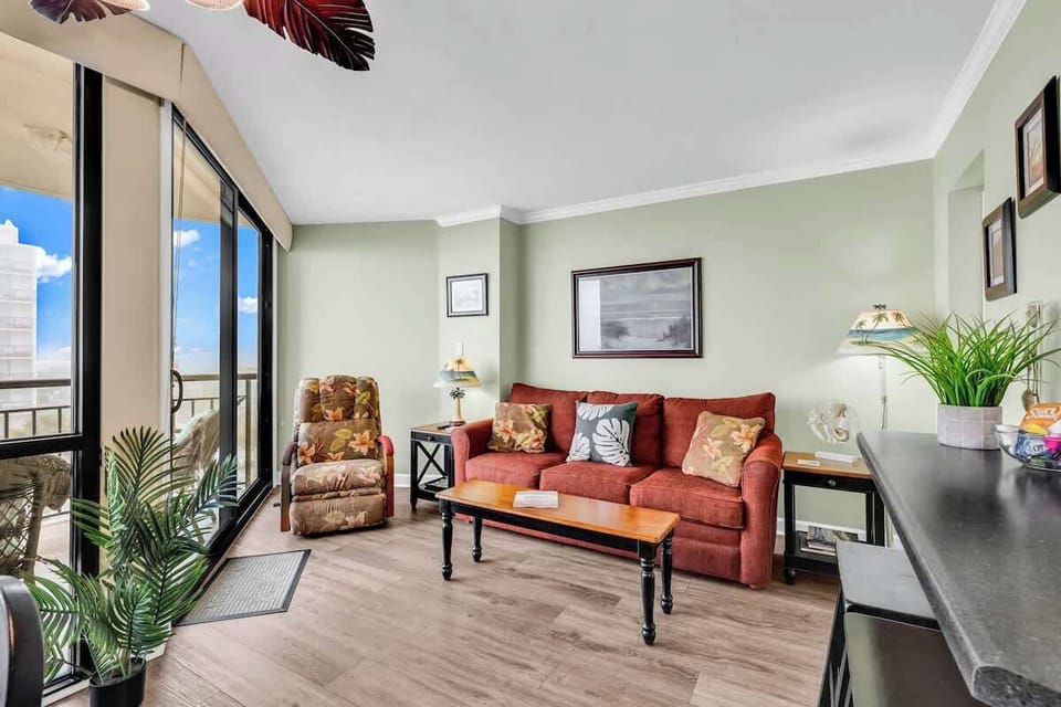 Sweet N Salty 1BROV Exc Location Apartment in Myrtle Beach
