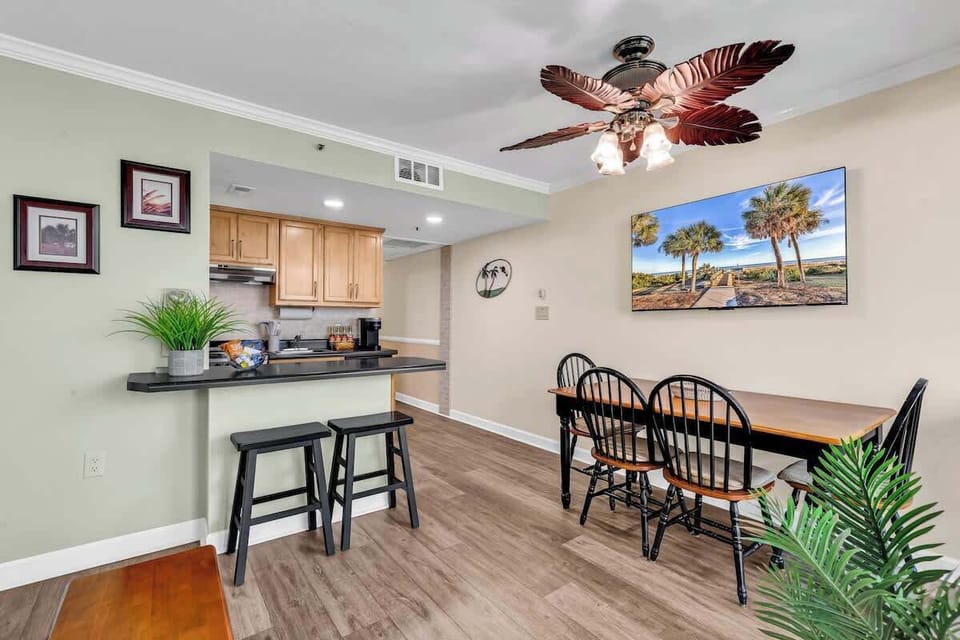 Sweet N Salty 1BROV Exc Location Apartment in Myrtle Beach