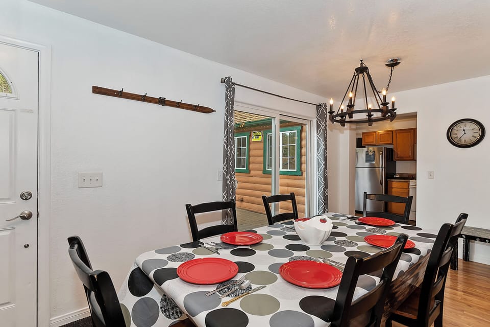 dining room 2