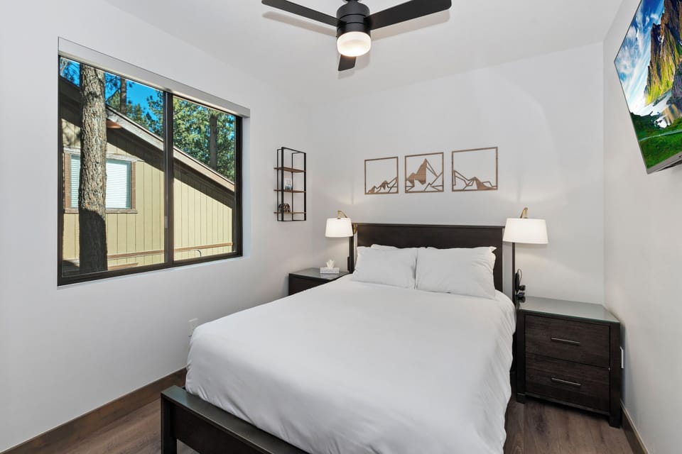 Summit Grand Sanctuary South Guest Bedroom